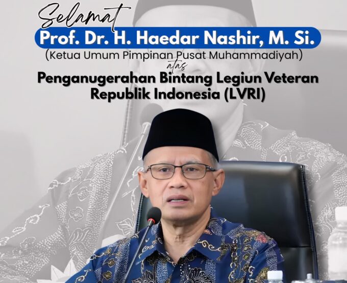 PROF. Dr. H. Haedar Nashir, M. Si. : Menerima Penganugerahan Bintang Legiun Veteran Republik Indonesia (LVRI)